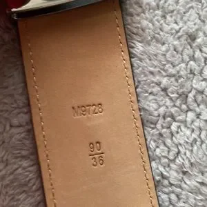 Louis Vuitton belt size 36 it can fit sozes small and medium Sizing your belt. ##LouisVuittonBelt##BeltSize##DesignerBelt  main image 3